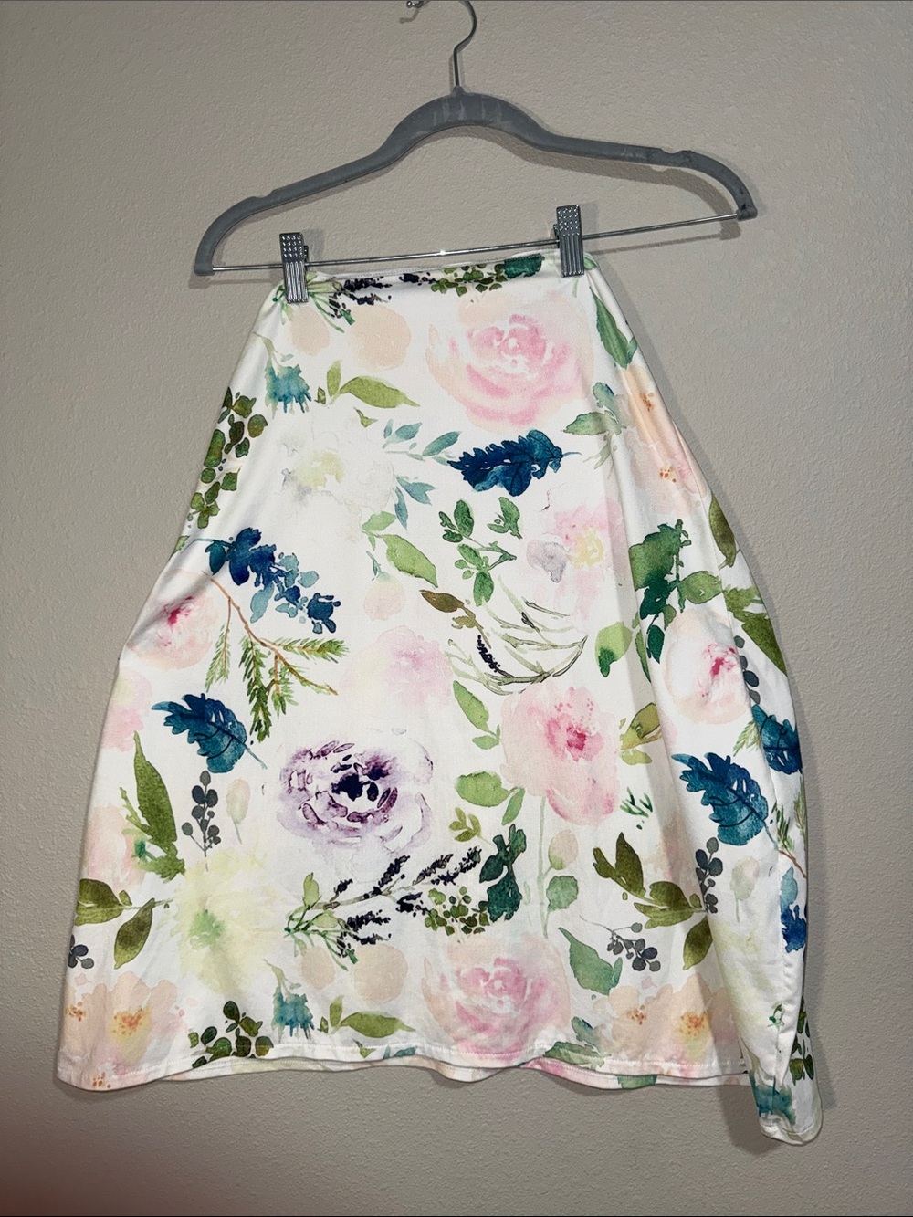 5-in-1 Nursing Cover / Car Seat / Stroller /‎ Shopping Cart Cover